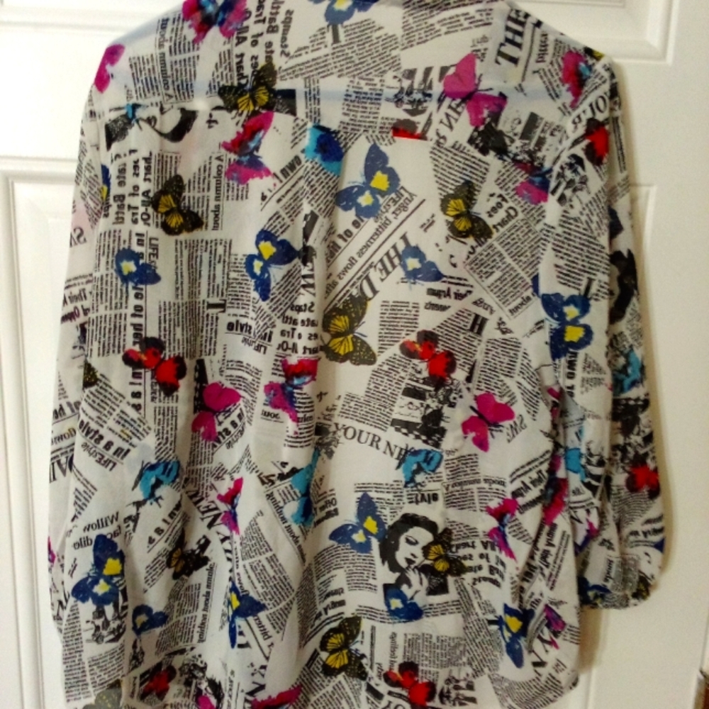 Beautiful multicolor butterfly rap blouse NWOT